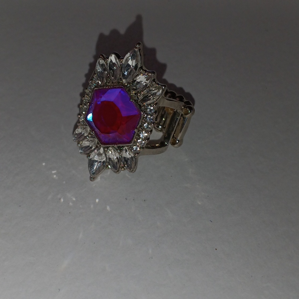 ring - Picture 2 of 3